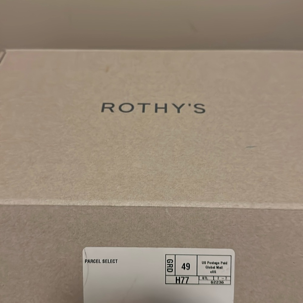 Rothy's Slip on - Color is wheat